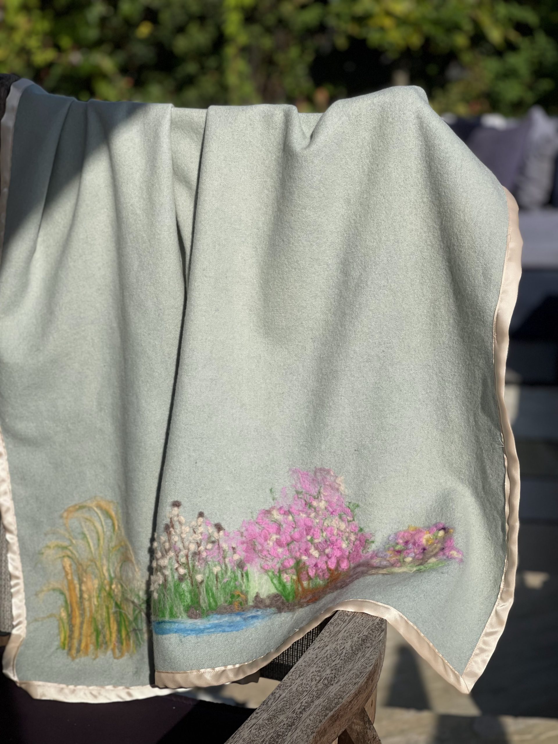 100% woollen blanket with a unique design
