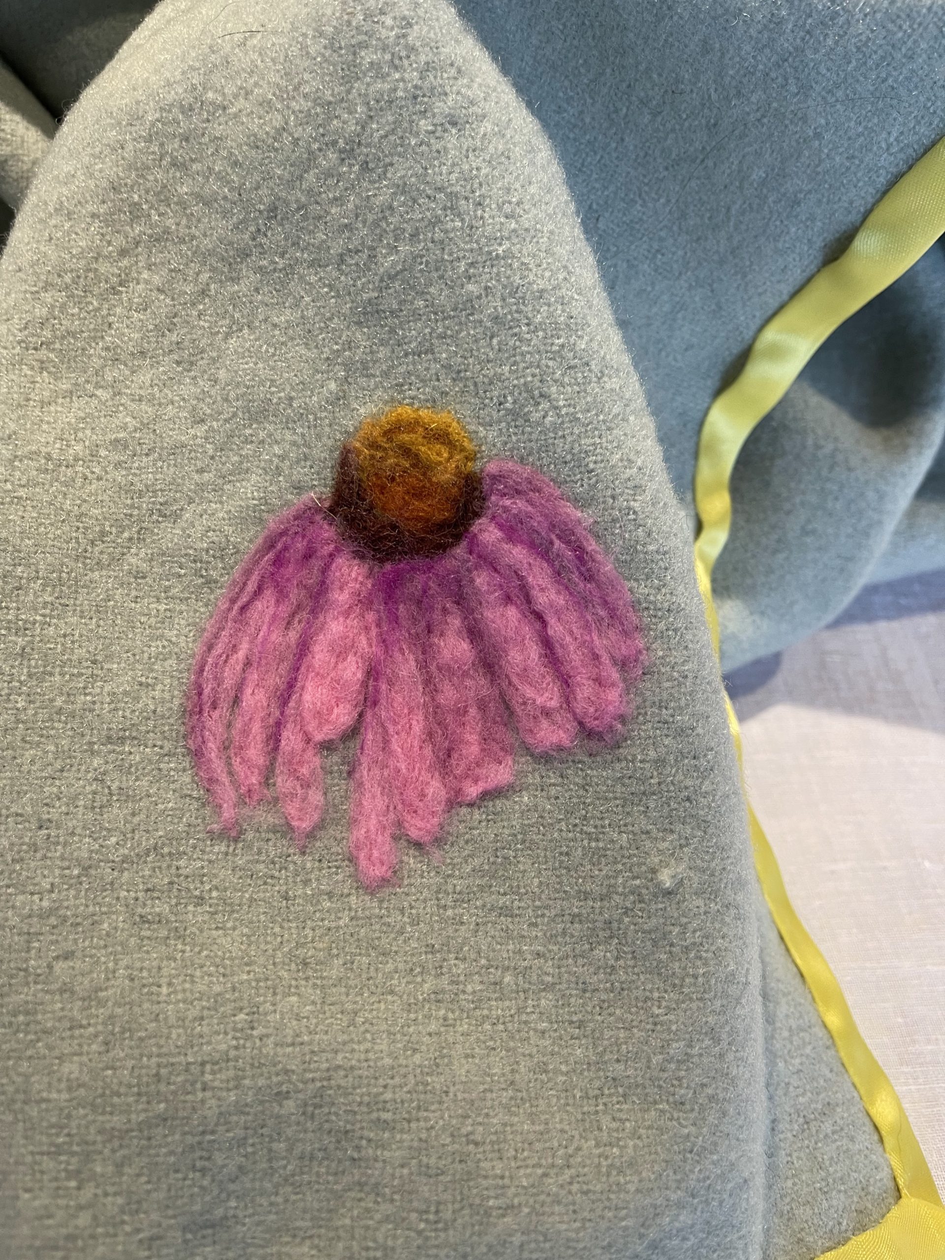 100% Woollen blanket with a unique design - Image 6