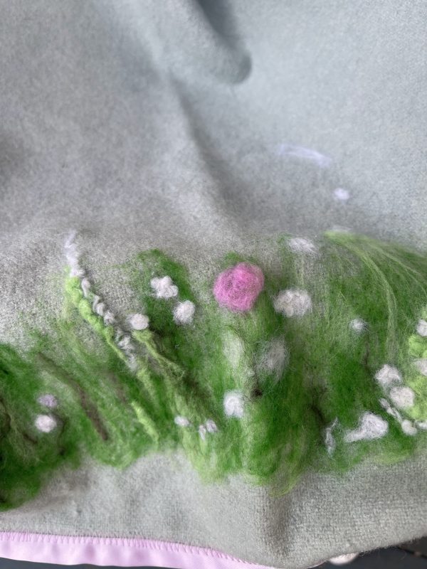 100% woollen blanket with a unique design - Image 4